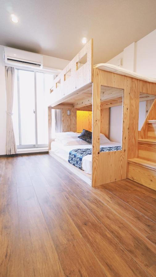 Poly Apartemen *