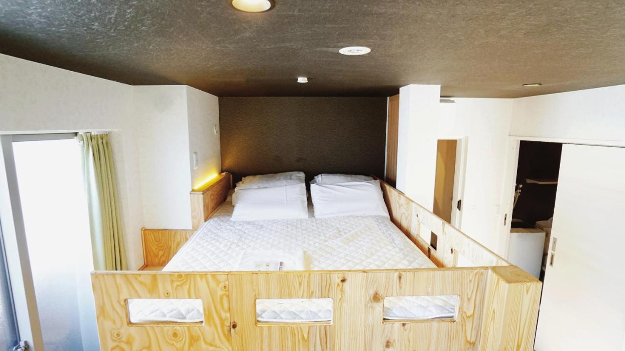 Poly Apartemen *